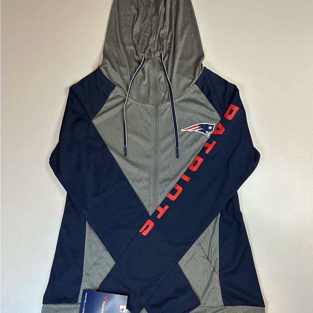 New England Patriots Fanatics Women's Blind Side Lightweight Full-Zip Hoodie NWT - Picture 2 of 8
